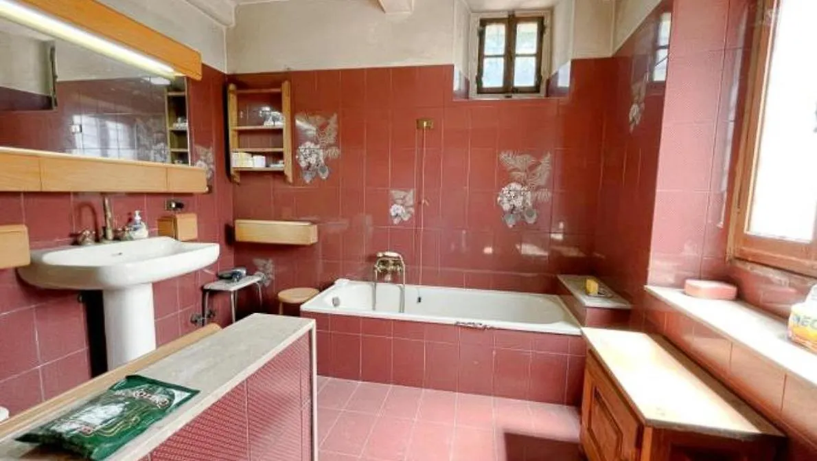 Luxury Apartment In Historic Antwerp !!!